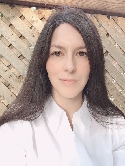 Headshot of Dr. Sara Lacarte