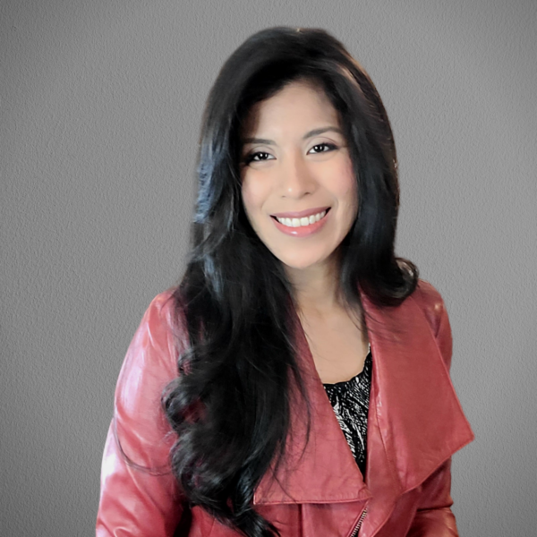 Headshot of Paola Ipanaque